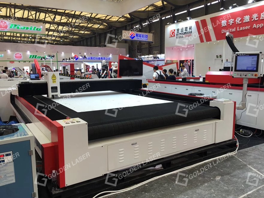 CO2 flatbed laser cutting machine CISMA 2017