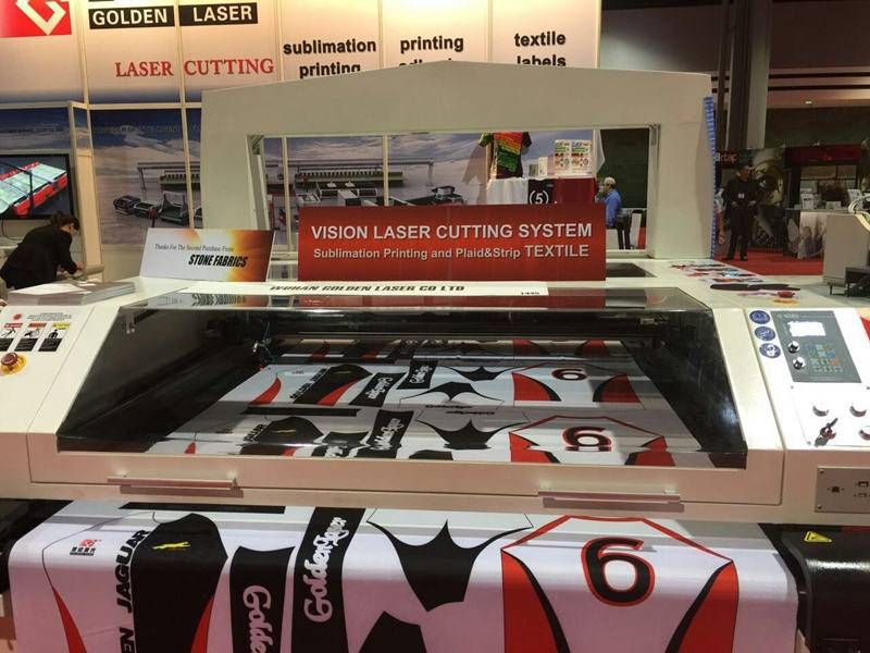 SGIA 2015 vision laser cutting system