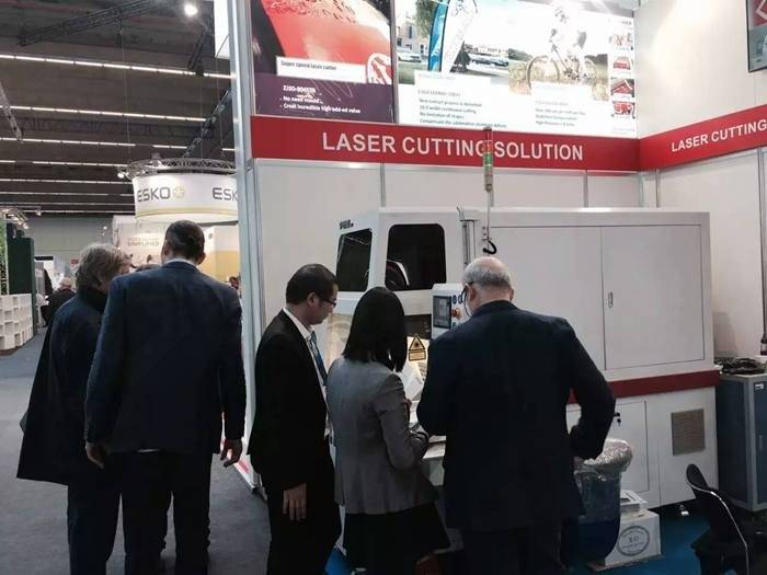 Galvo laser paper cutting machine viscom