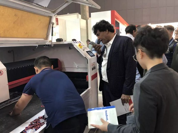 ITMA2019 goldenlaser